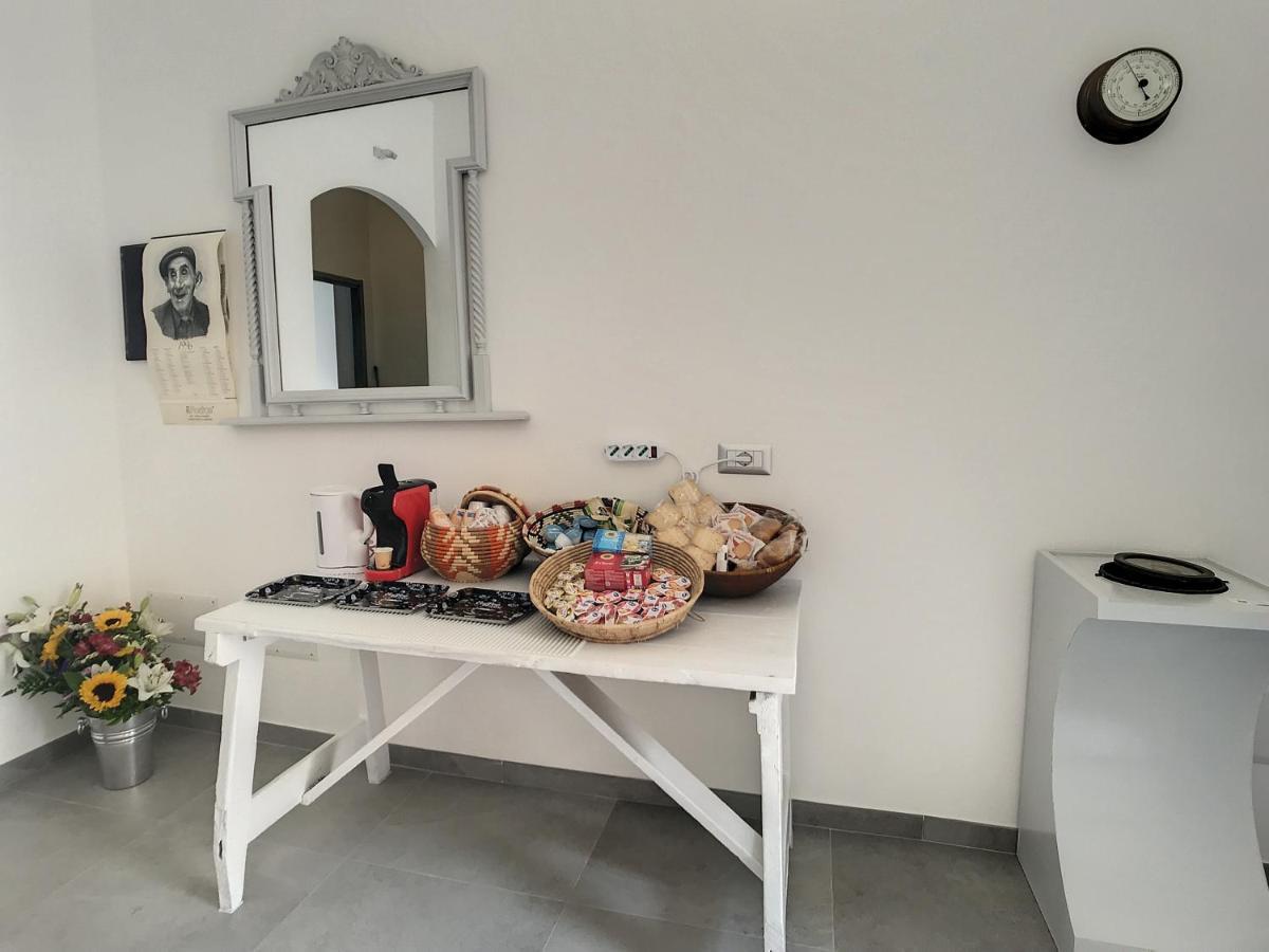 كاستيلساردو Il Bed And Breakfast Al Centro المظهر الخارجي الصورة